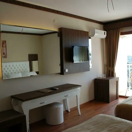Hotel Hedef Dag Termal & Bozkoy (Germencik)